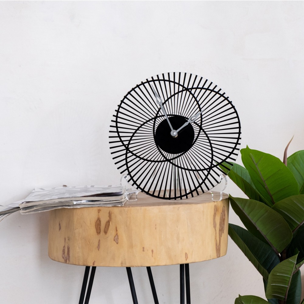 Minimalist wall clock